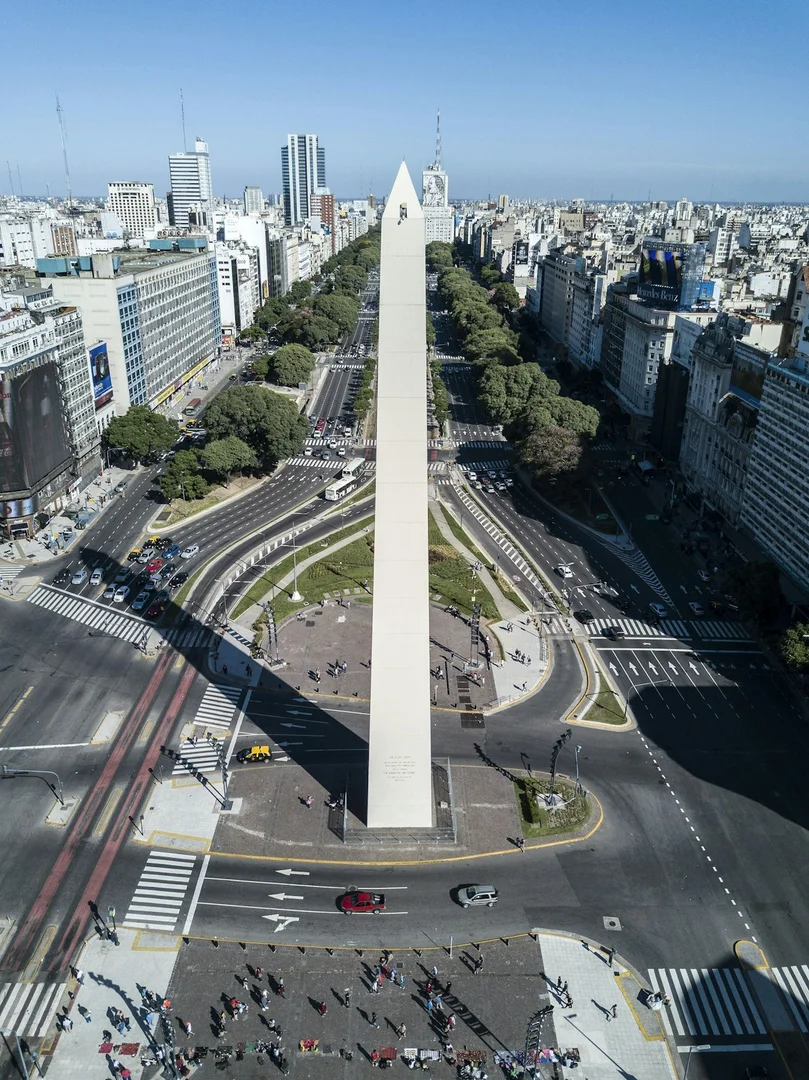 Visa de Trabajo en Argentina para Venezolanos (2026): Requisitos y Proceso
