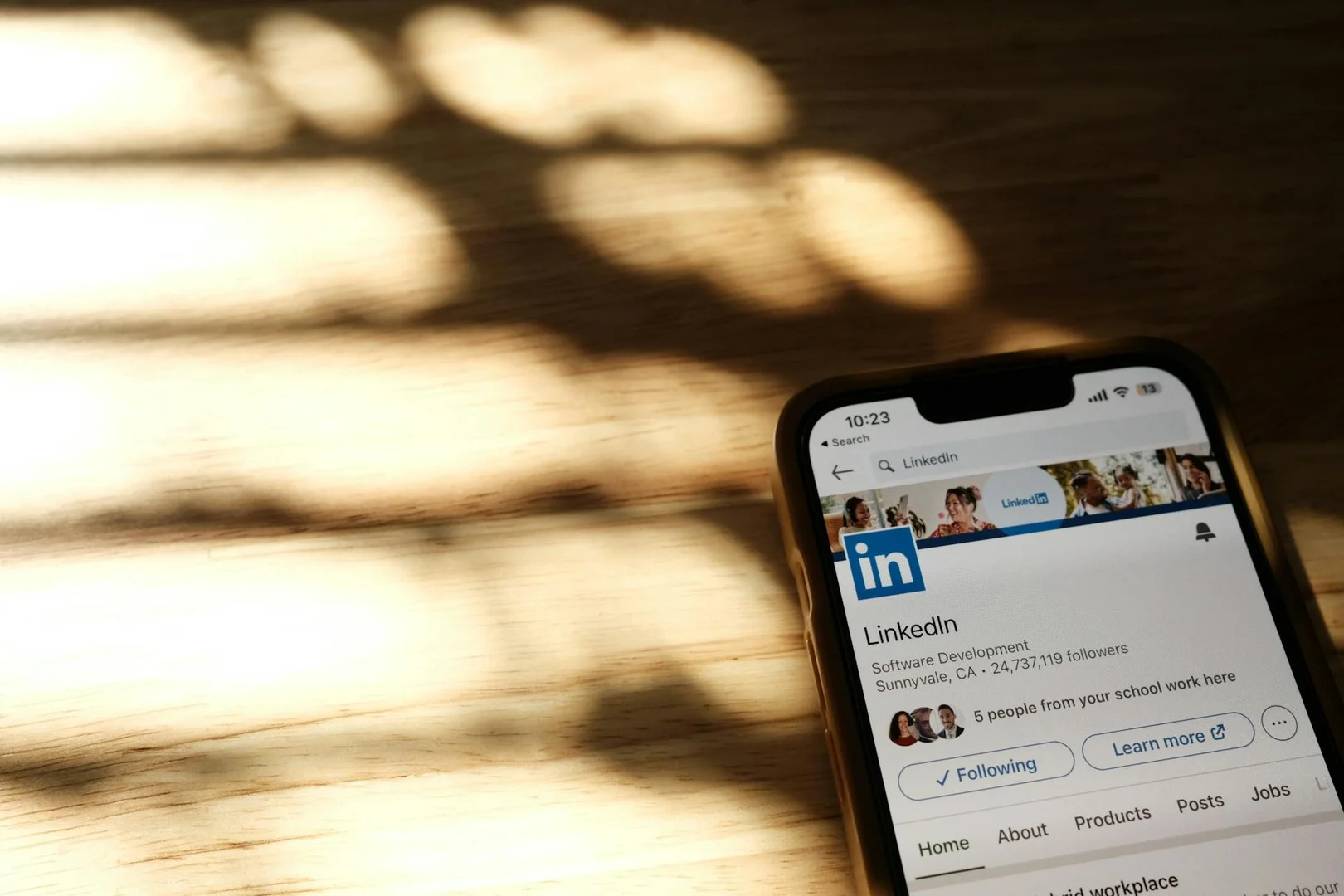 Usar LinkedIn para Conseguir Trabajo en Australia 2026