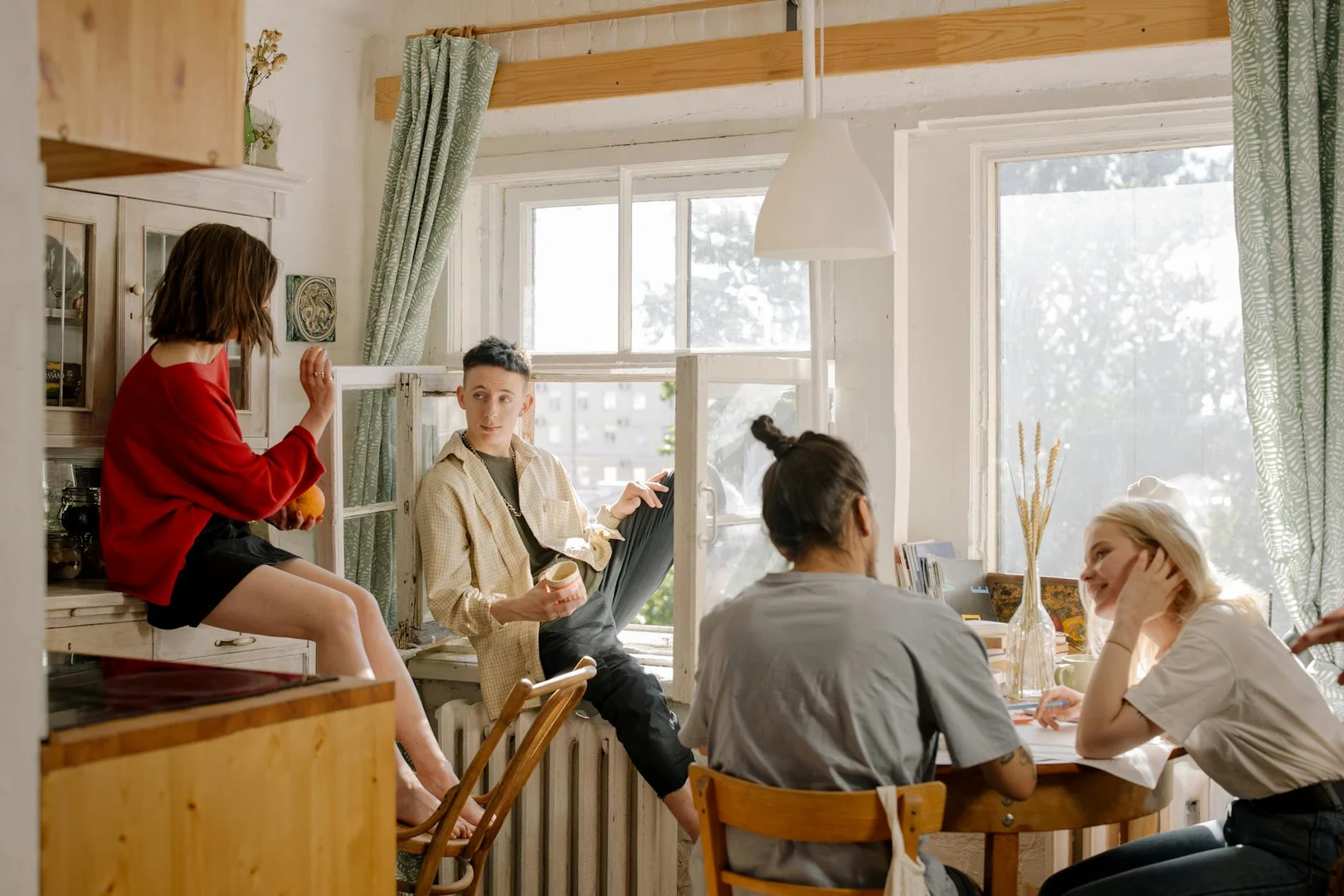 Vivir con Roommates en Canadá: Guia Completa