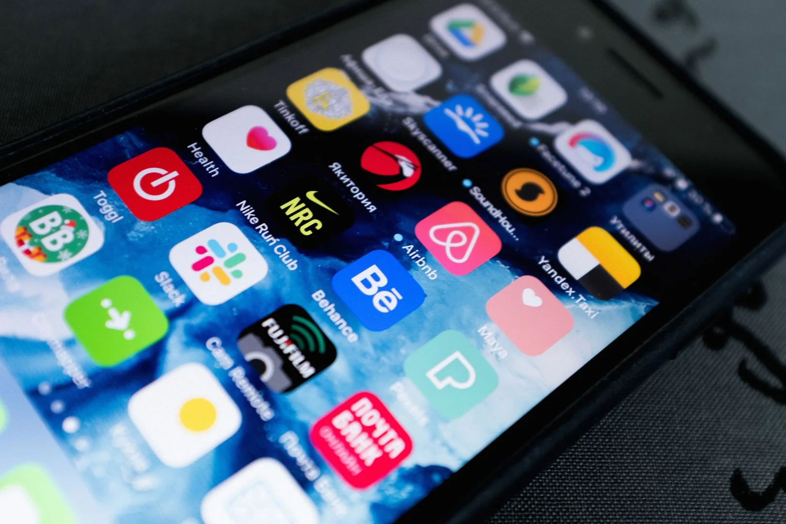 Apps Esenciales para Latinos en Emiratos Árabes