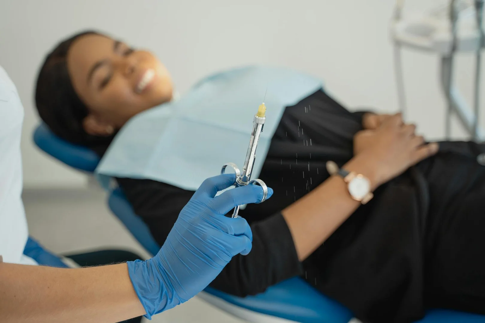 Ir al Dentista y Medico en Emiratos Árabes: Guia para Latinos