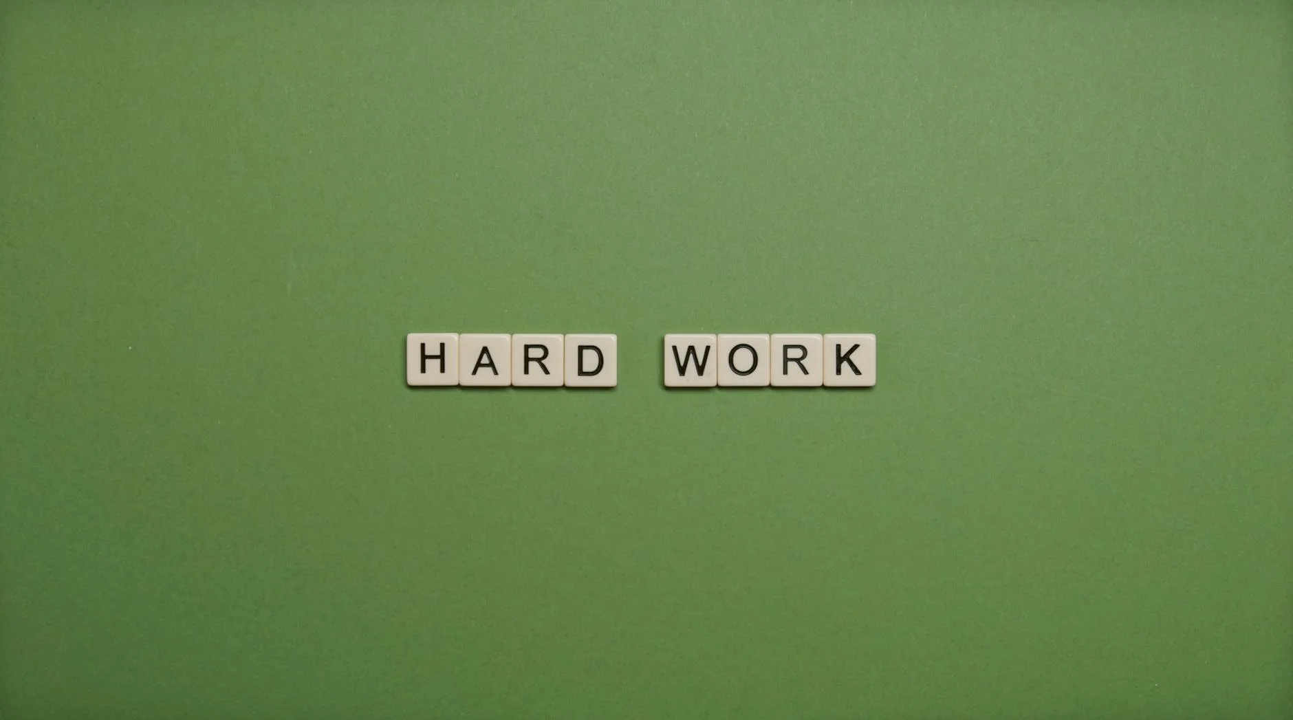 Historias de Exito: Latinos Triunfando en España