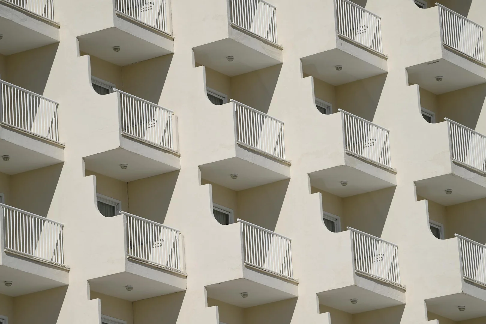 Guia para Alquilar Piso en España como Latino