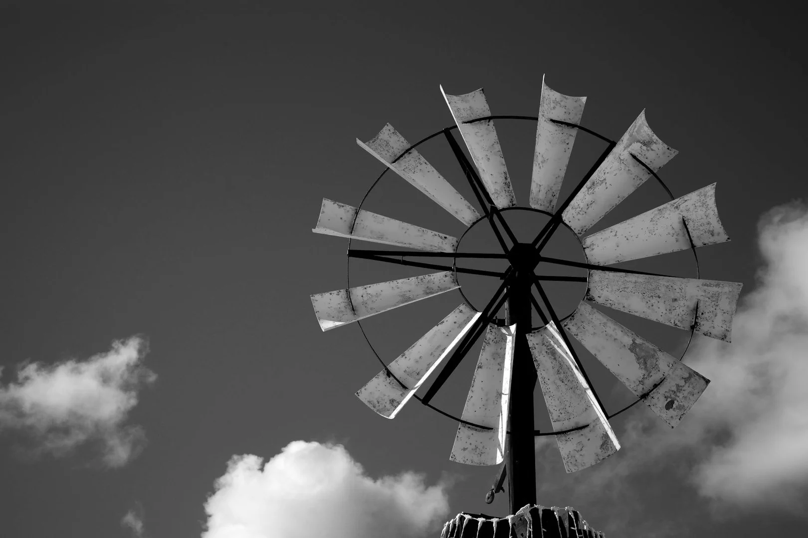 Visa de Trabajo para Ingenieros Mecanicos en España 2025