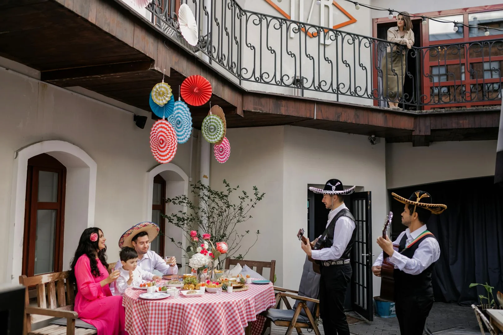 Celebrar las Fiestas Patrias en Francia