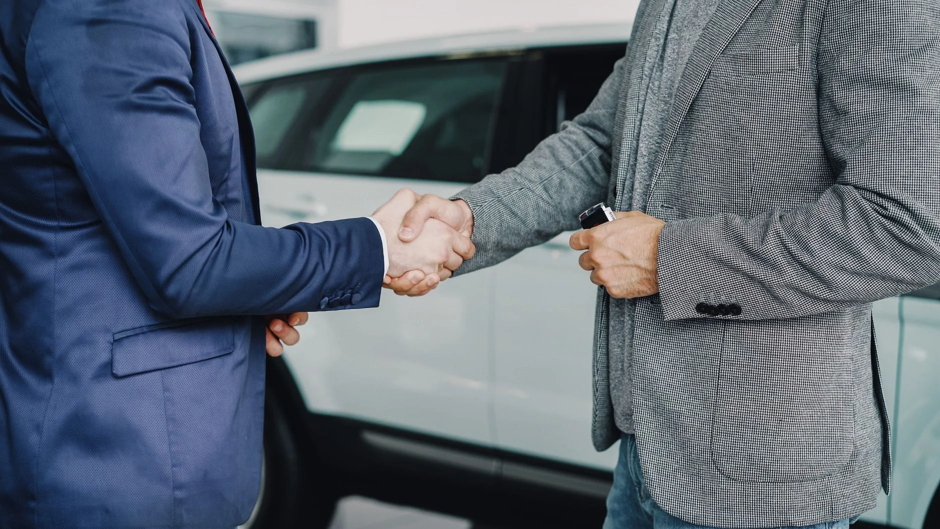 Comprar Carro en Países Bajos: Guia para Inmigrantes
