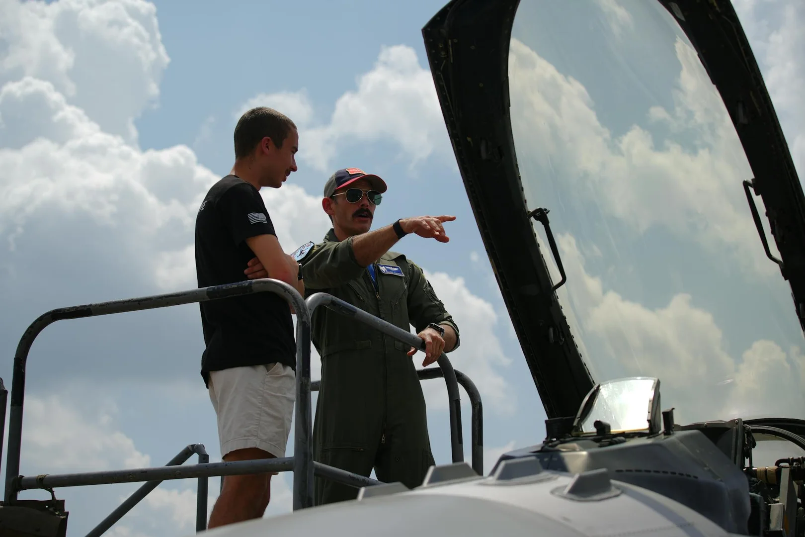 Errores que Cometen los Latinos al Llegar a Estados Unidos