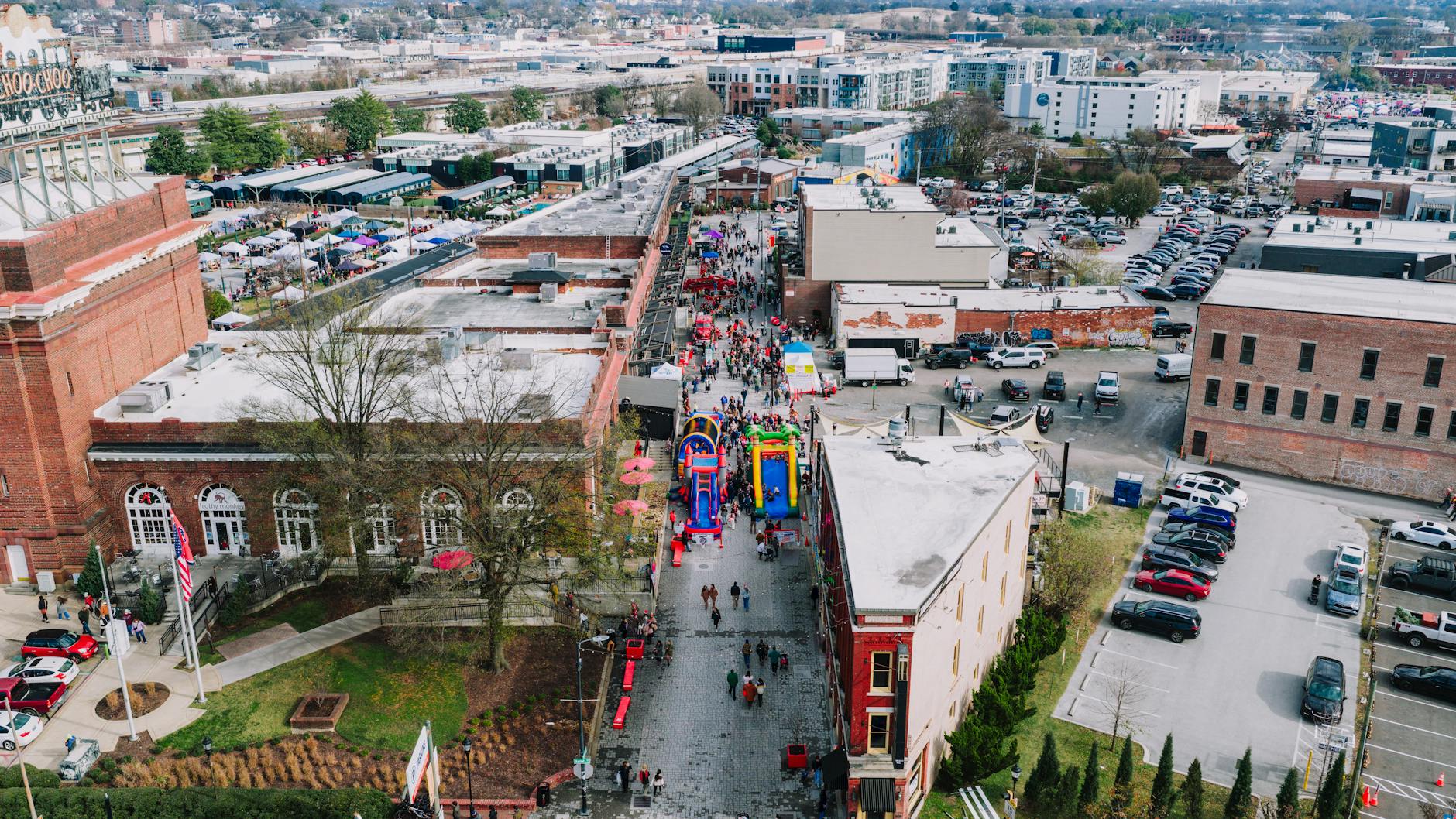 Integracion Cultural en España: Guia para Latinos April 2020