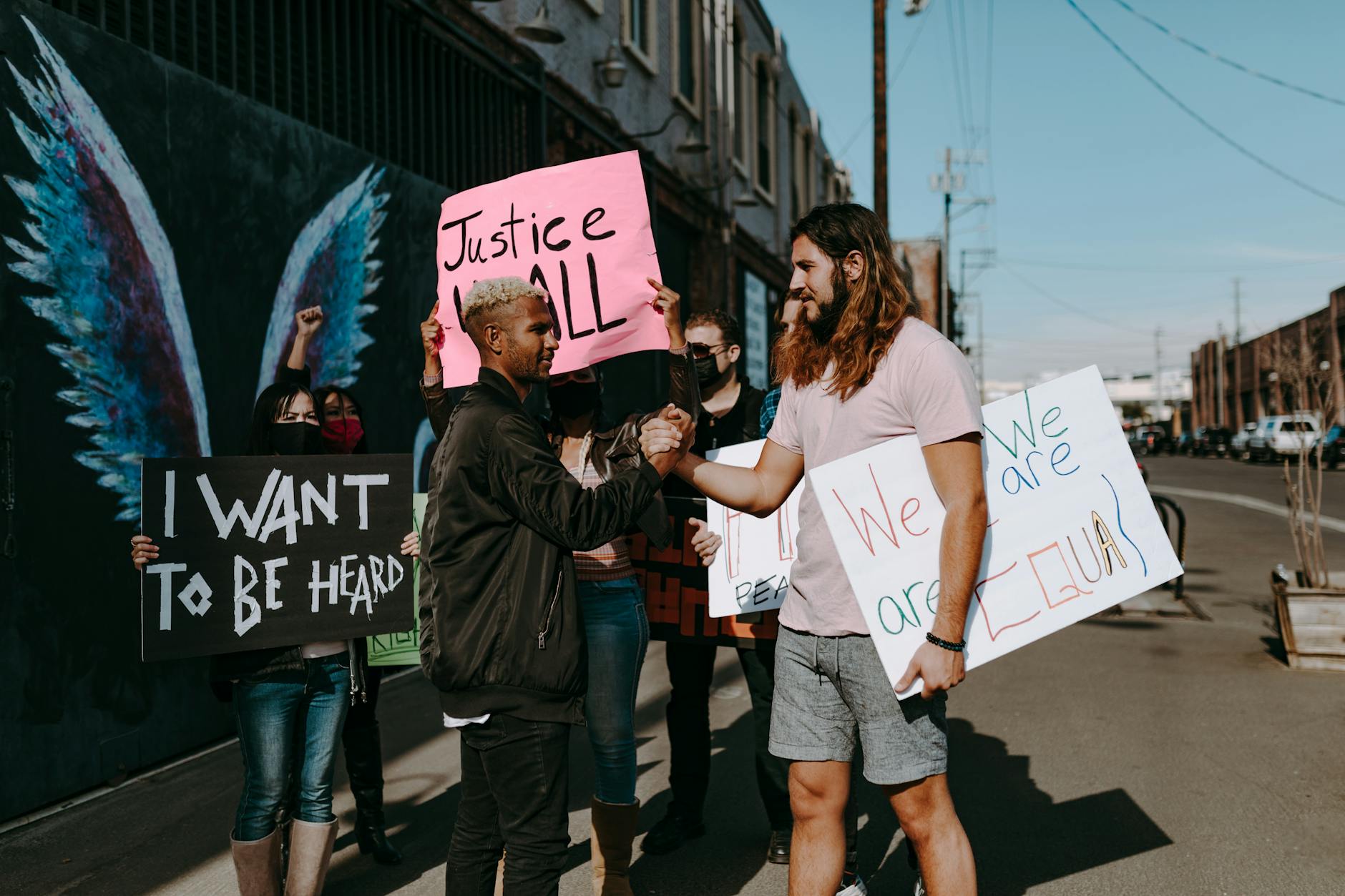 Integracion Cultural en Estados Unidos: Guia para Latinos April 2020